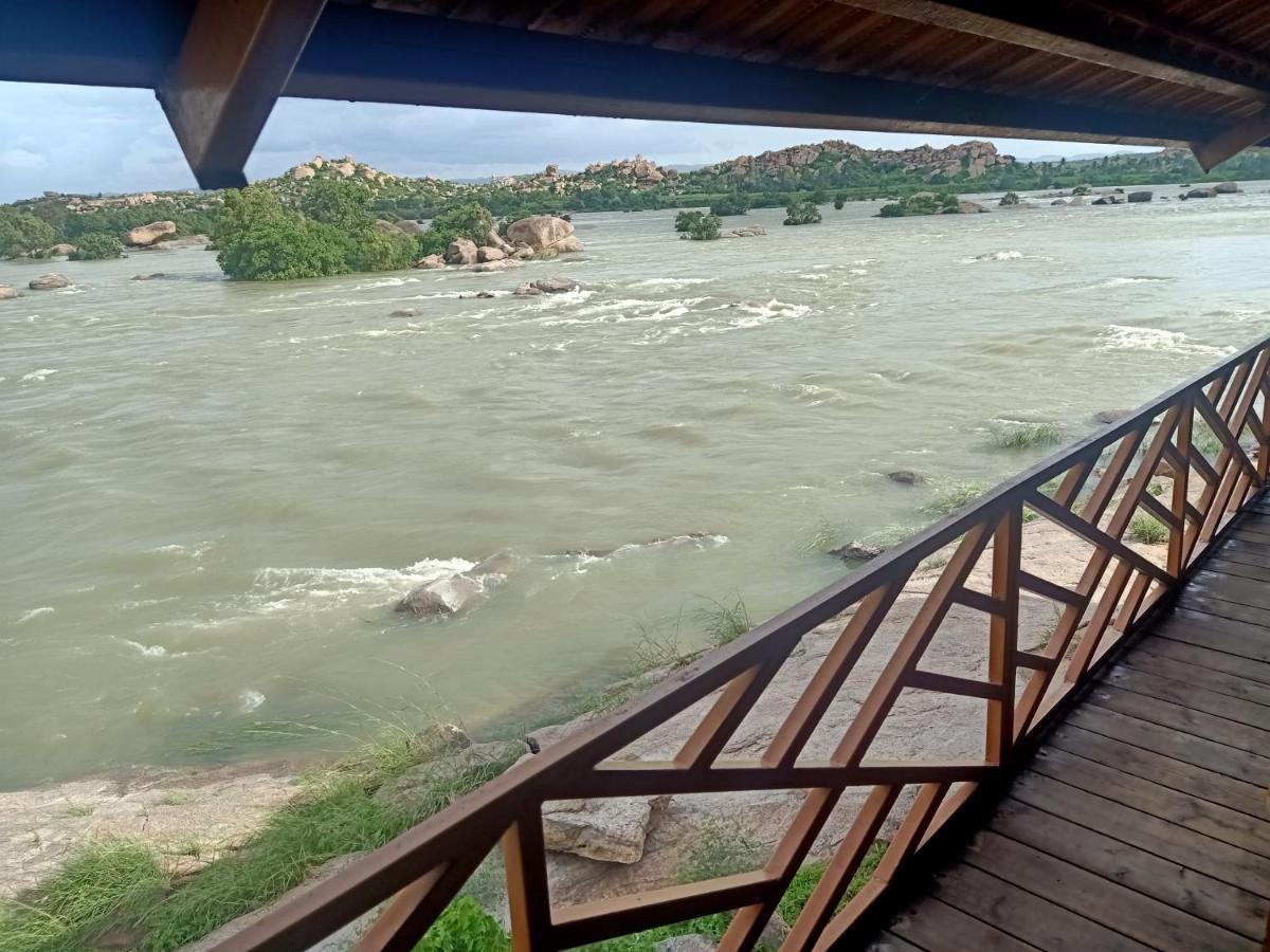 Leo Wodden Resort Hampi Ngoại thất bức ảnh
