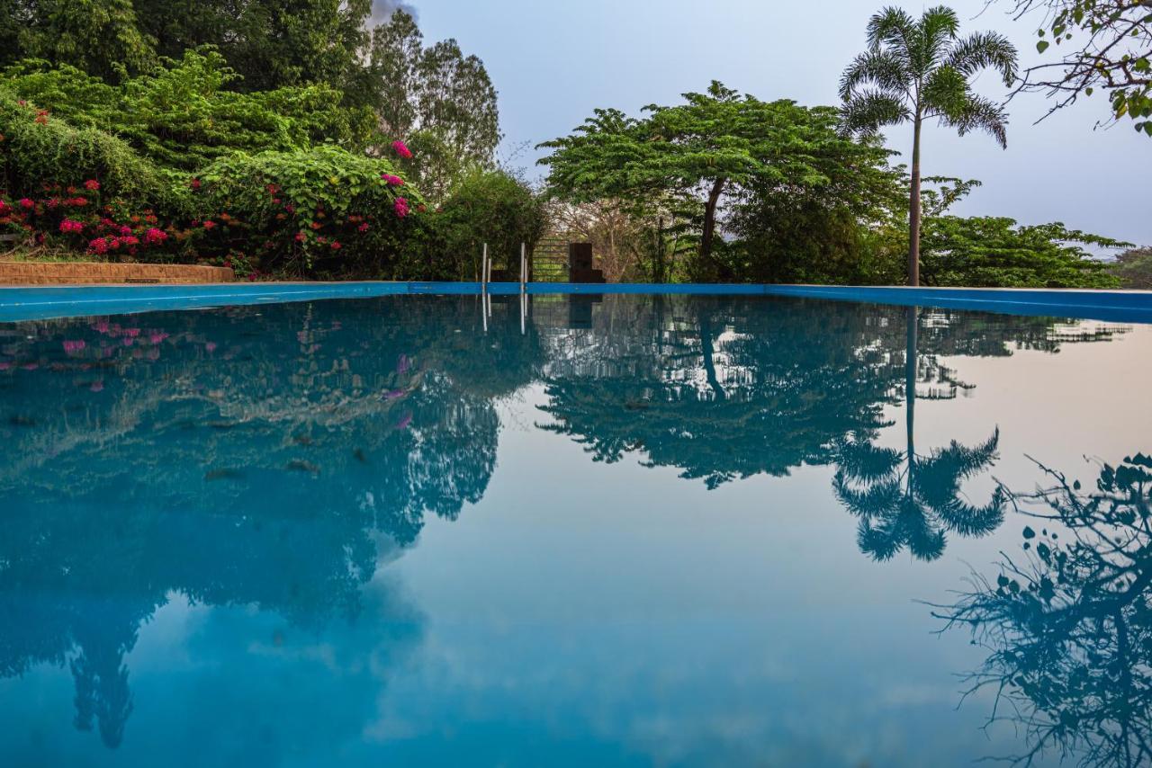 Leo Wodden Resort Hampi Ngoại thất bức ảnh