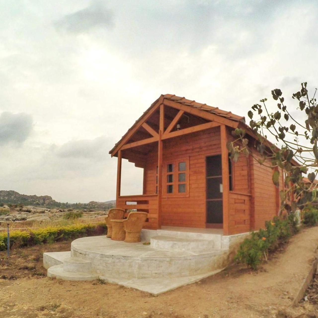 Leo Wodden Resort Hampi Ngoại thất bức ảnh